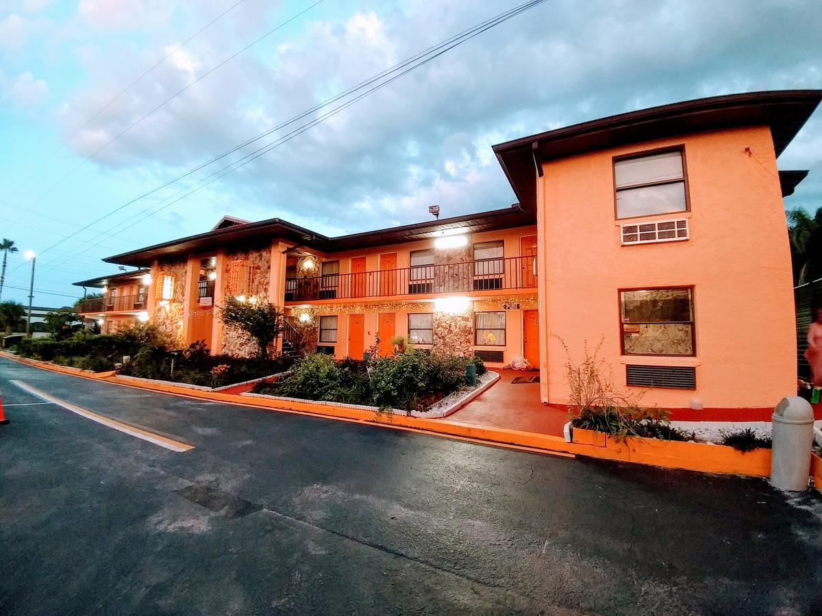 Gator Inn Kissimmee Eksteriør billede